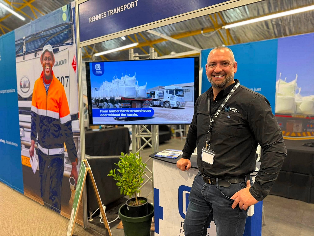 Manica_displays_Integrated_Logistics_at_Expo-20260810
