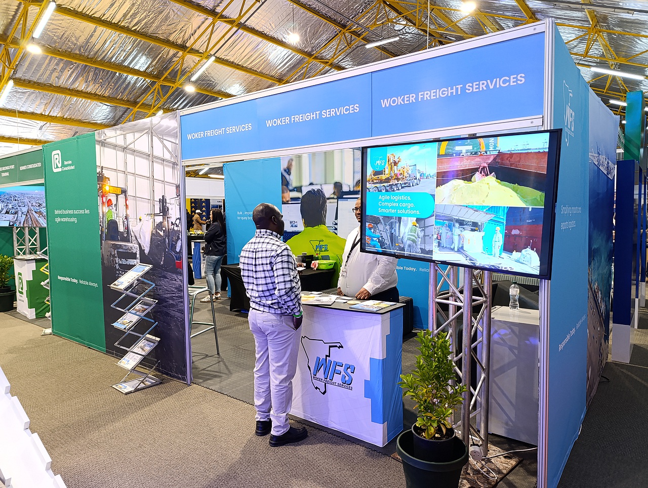 Manica_displays_Integrated_Logistics_at_Expo-20260810

